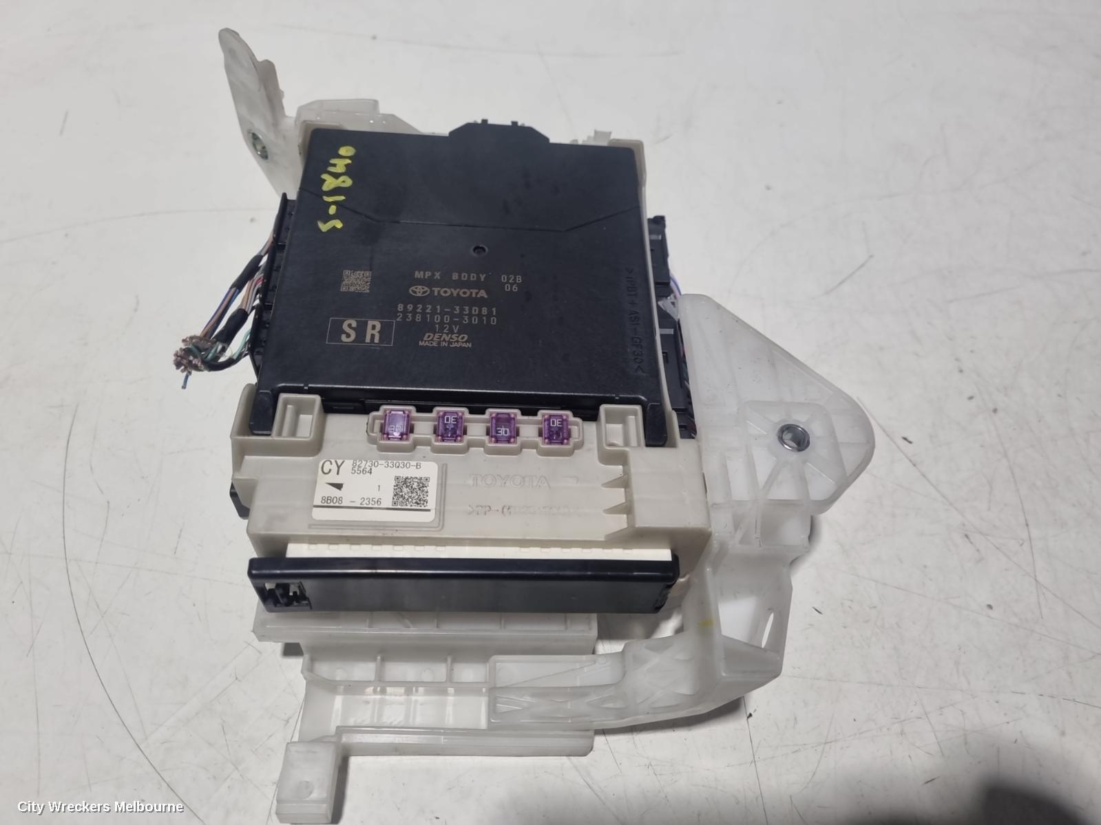 TOYOTA CAMRY 2018 Fuse Box