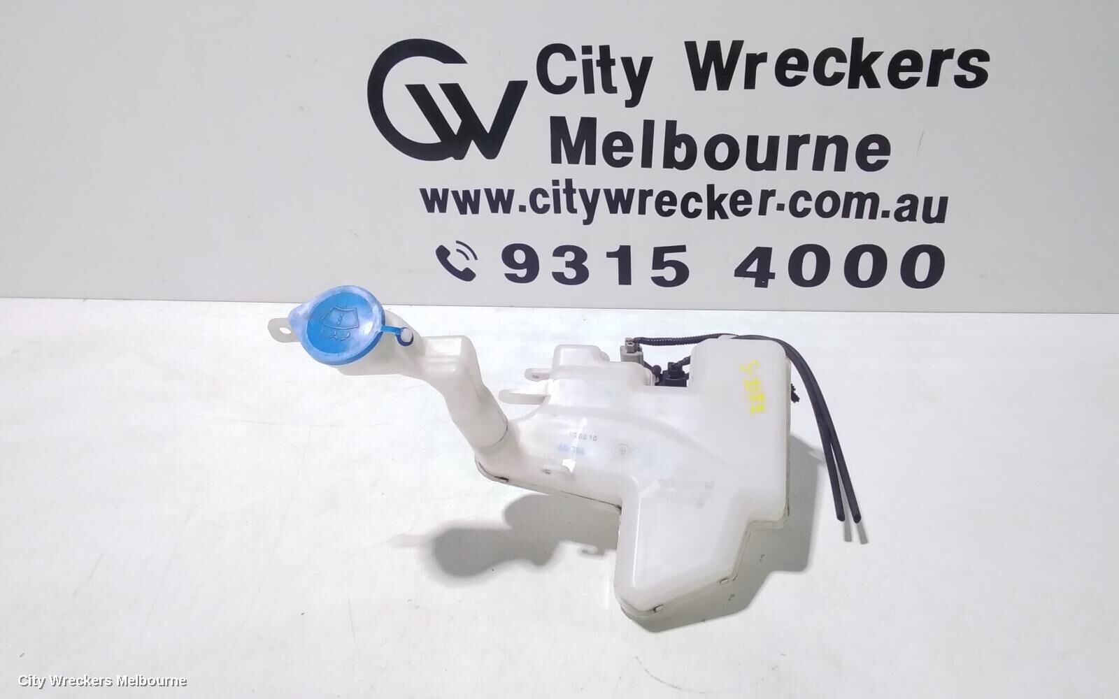 HONDA JAZZ 2015 Washer Bottle