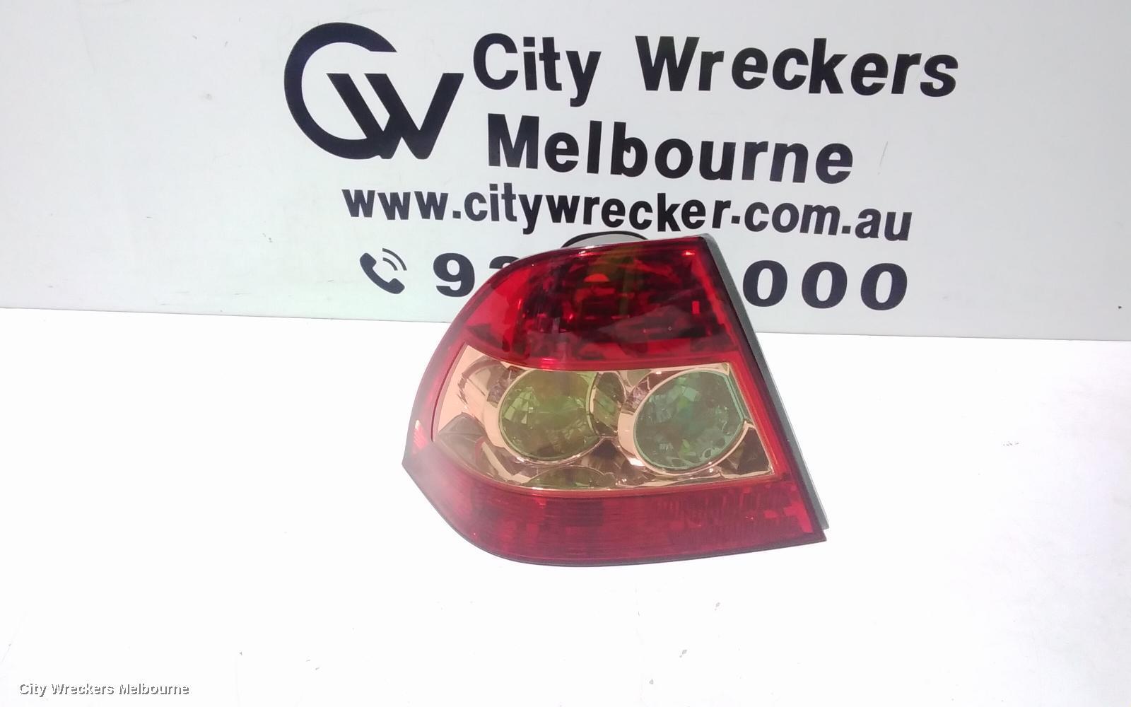 TOYOTA COROLLA 2005 Left Taillight