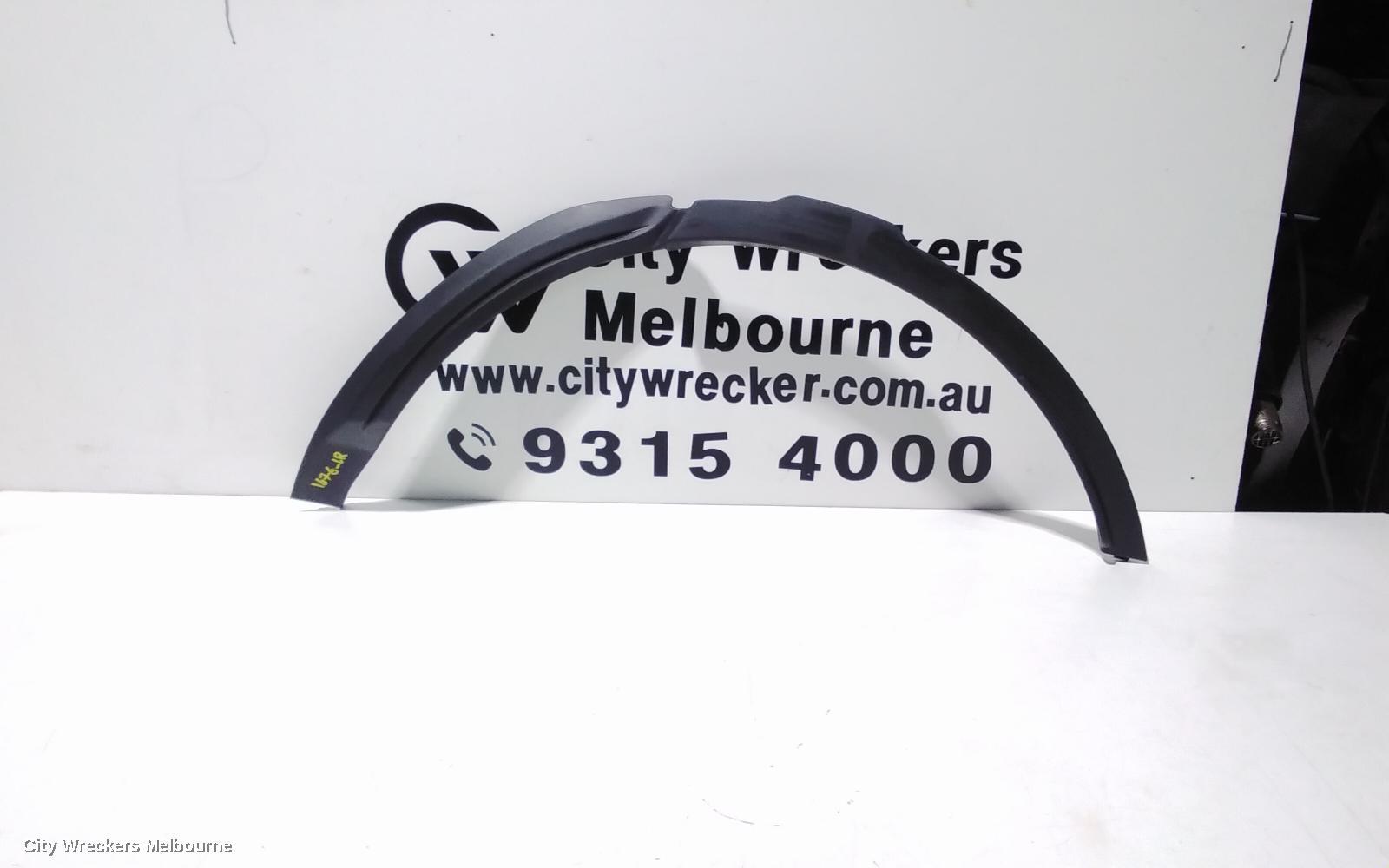 LAND ROVER RANGEROVER EVOQUE 2014 Wheel Arch Flare