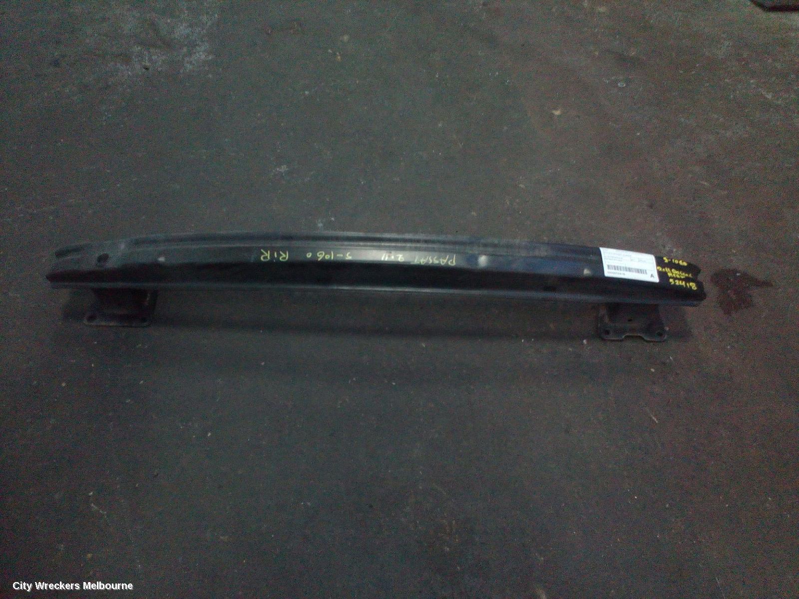 VOLKSWAGEN PASSAT 2011 R/Bar Bracket/Reinfo