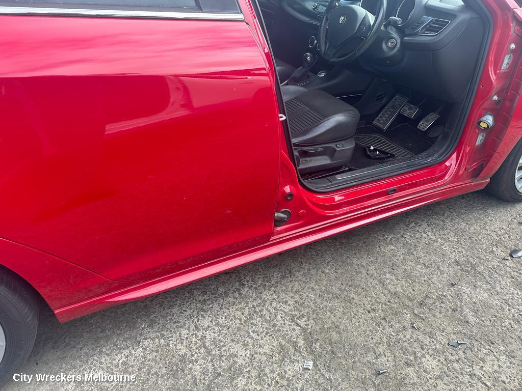 ALFA ROMEO GIULIETTA 2013 Side Step/Skirt