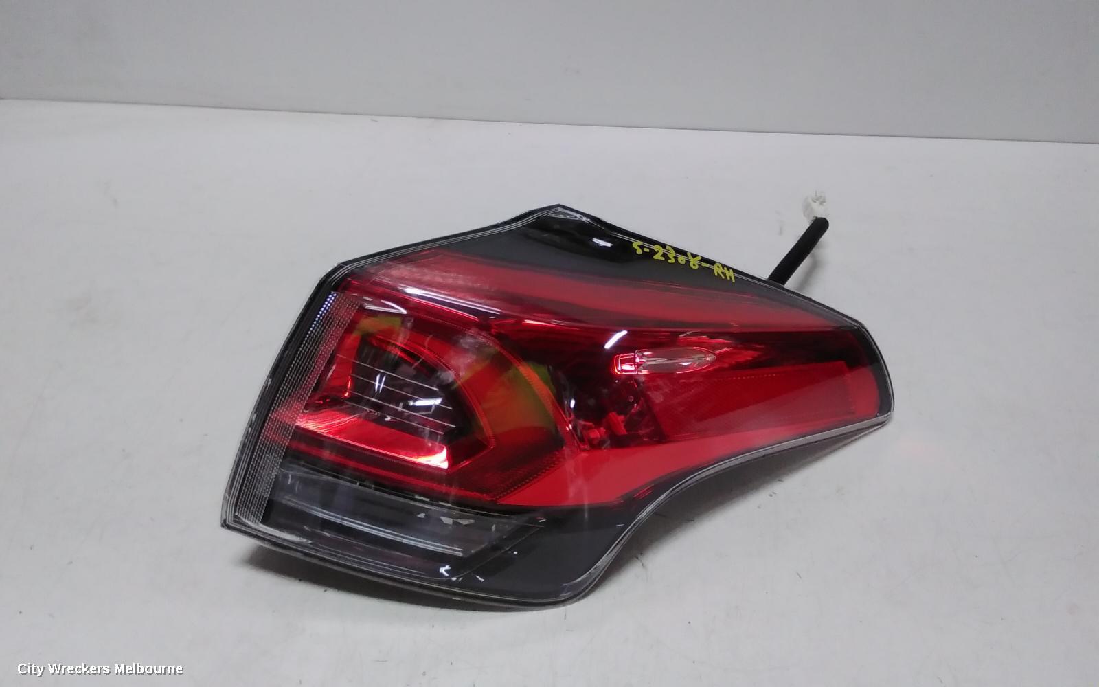 TOYOTA RAV4 2018 Right Taillight