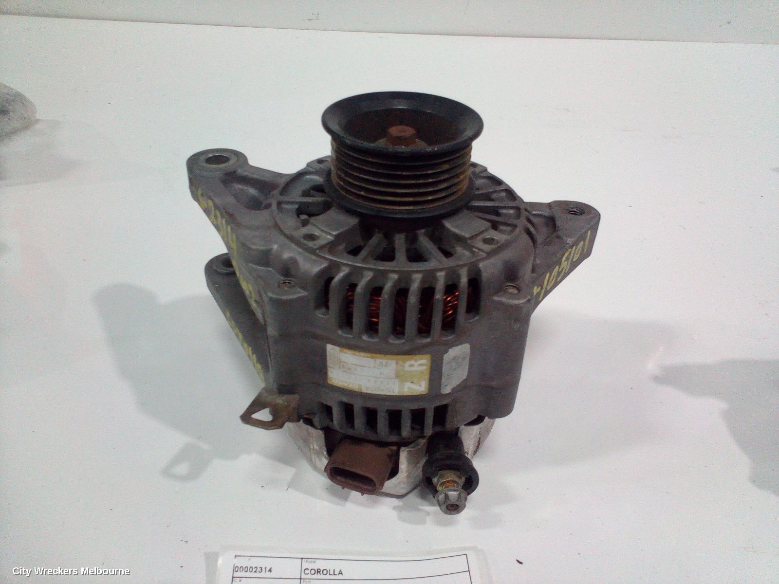 TOYOTA COROLLA 2002 Alternator