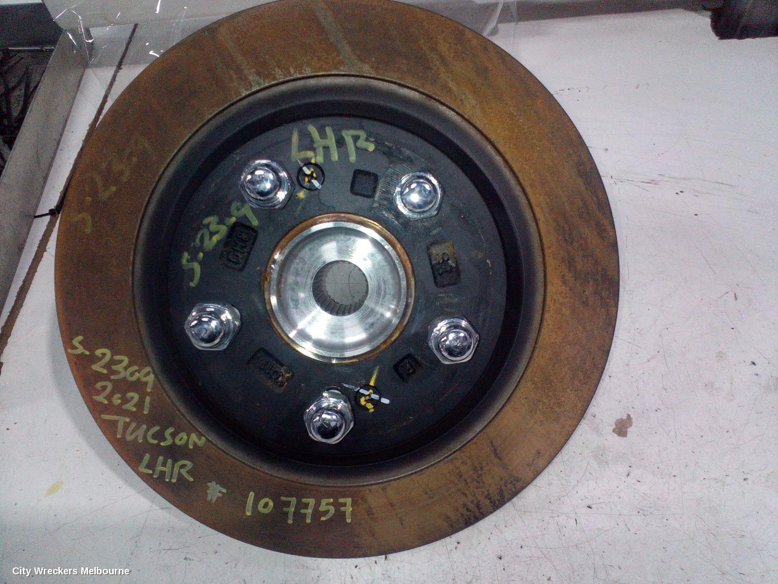 HYUNDAI TUCSON 2023 Left Rear Hub Assembly