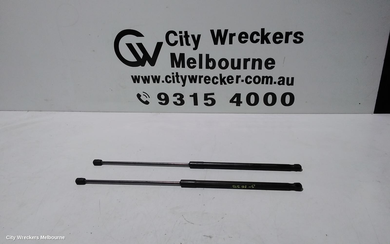 LAND ROVER RANGEROVER EVOQUE 2013 Hatch Strut