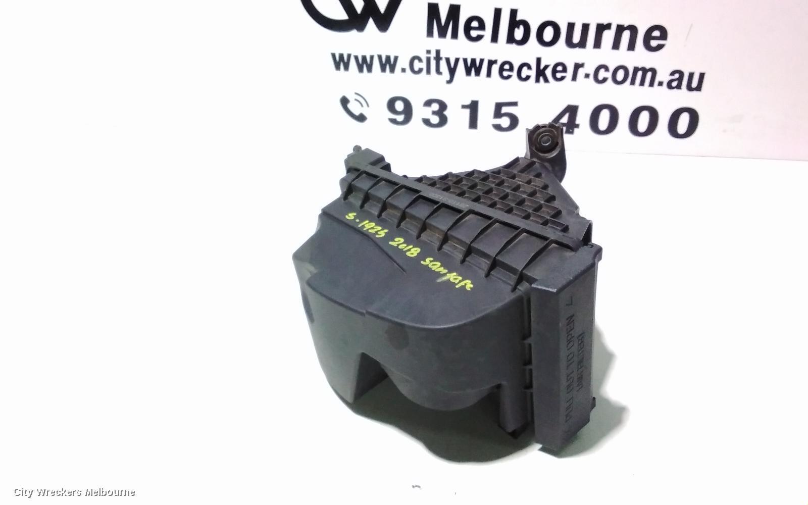 HYUNDAI SANTA FE 2018 Air Cleaner/Box