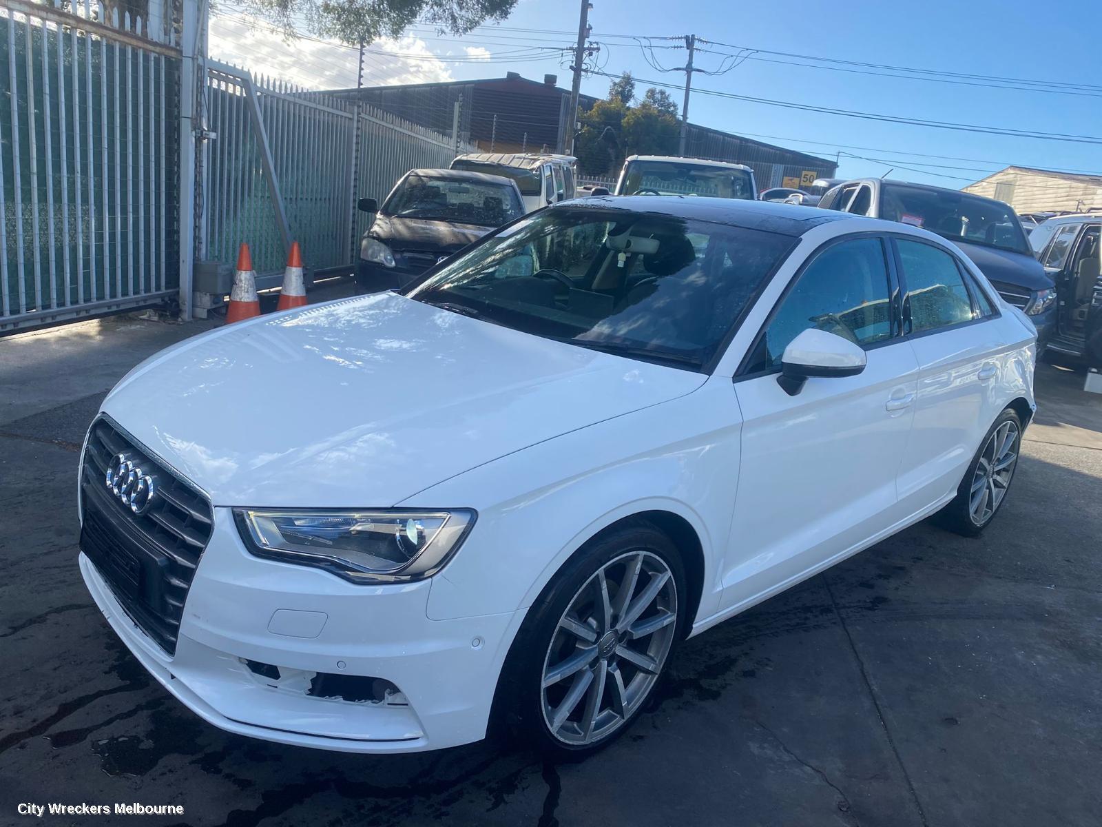 AUDI A3 2016 Right Door Mirror