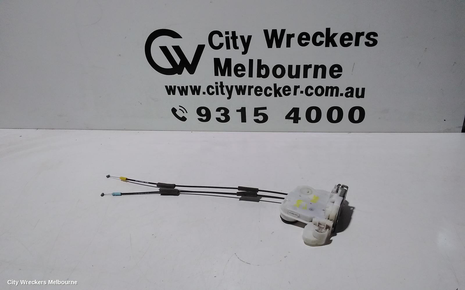 MITSUBISHI PAJERO 2017 Door/Boot/Gate Lock