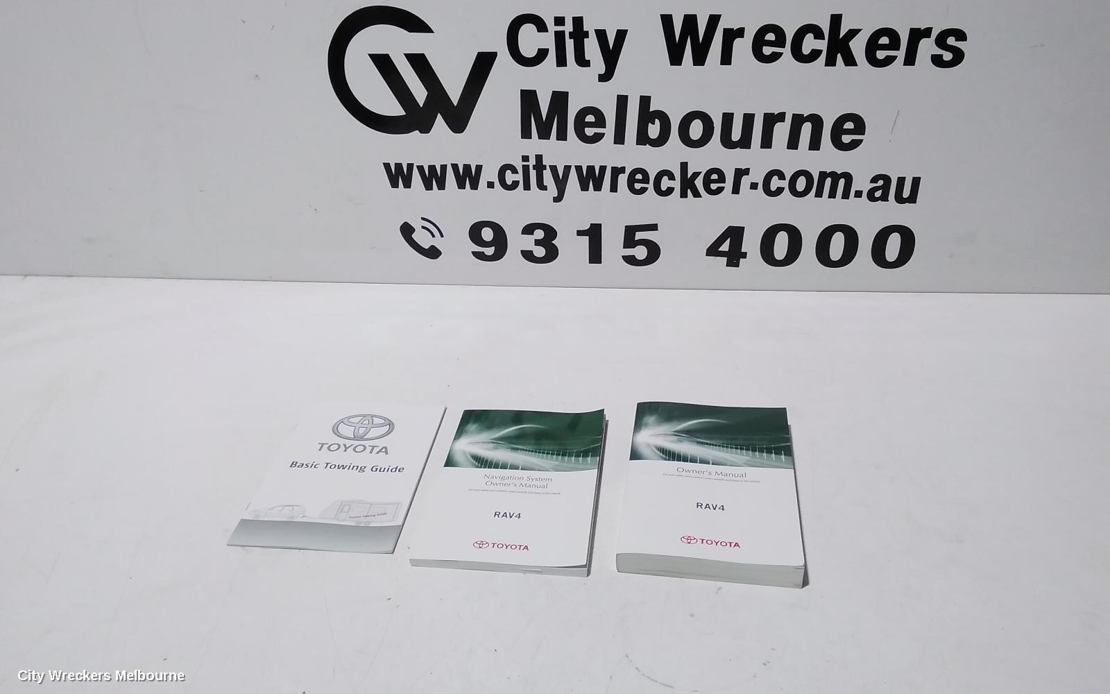 TOYOTA RAV4 2017 Owners Handbook