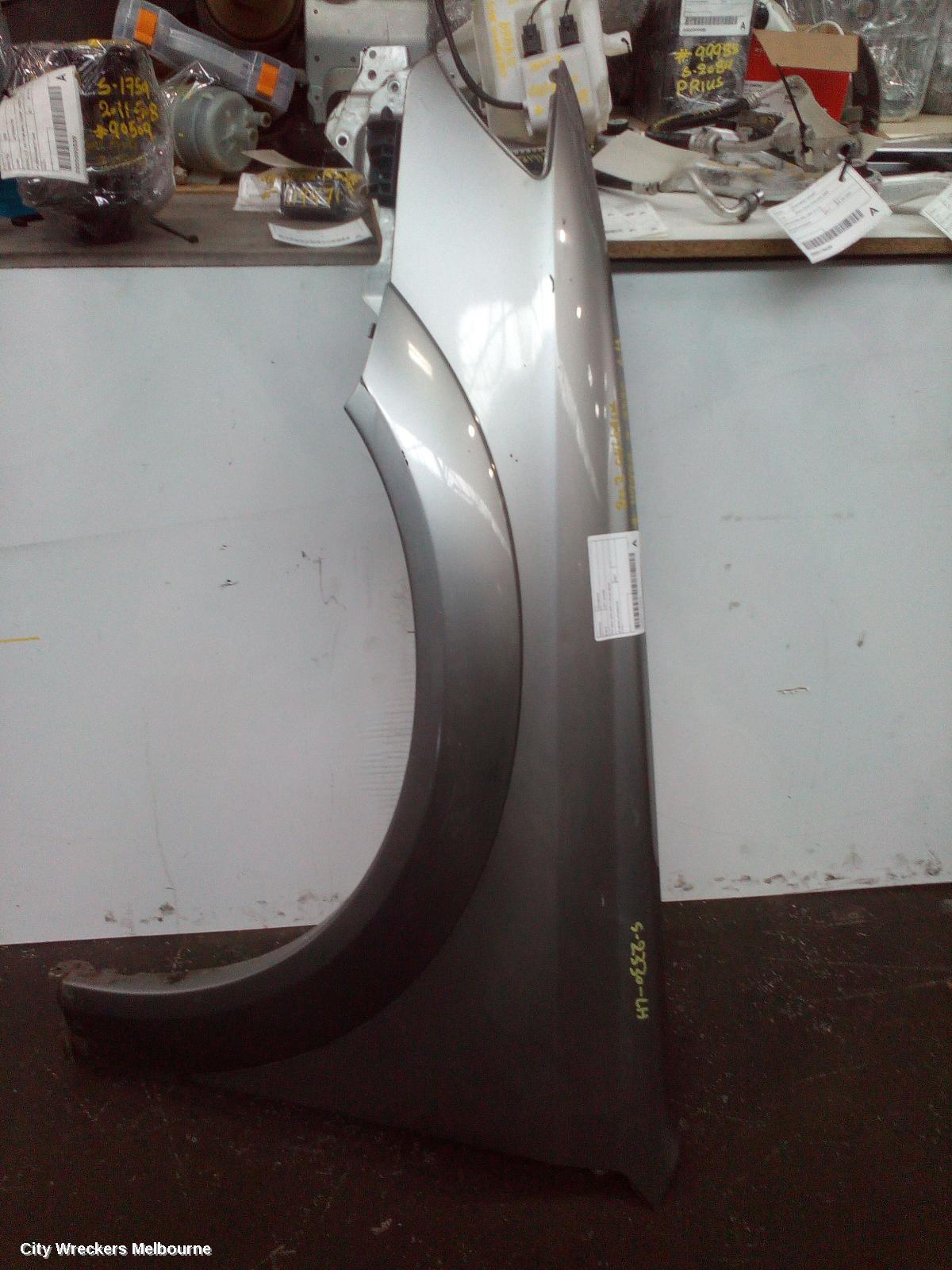 SUBARU OUTBACK 2007 Left Guard