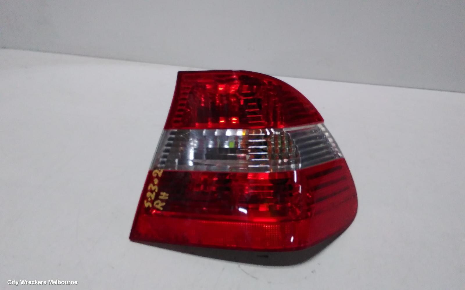 BMW 3 SERIES 2005 Right Taillight