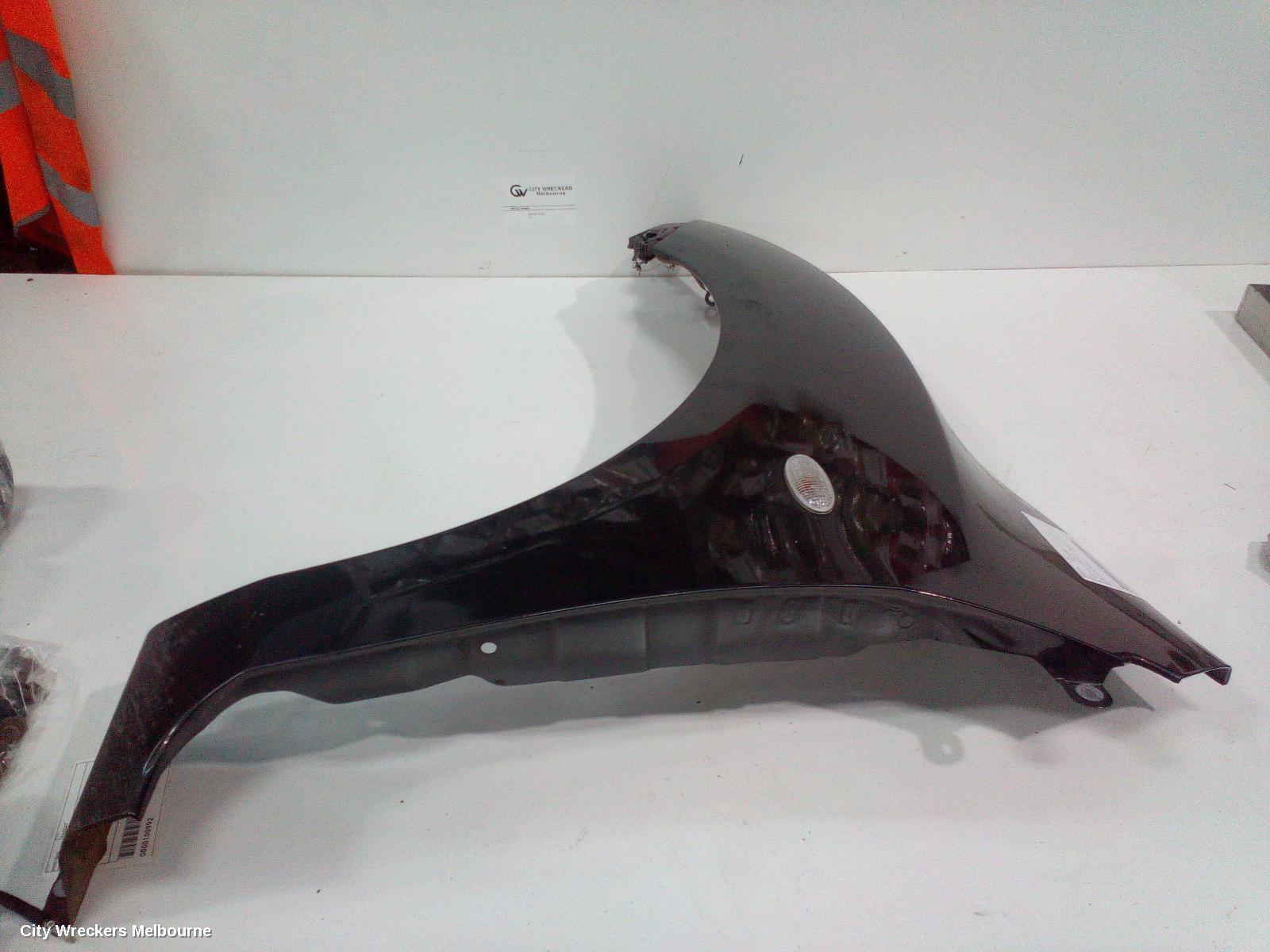 MAZDA 3 2009 Left Guard