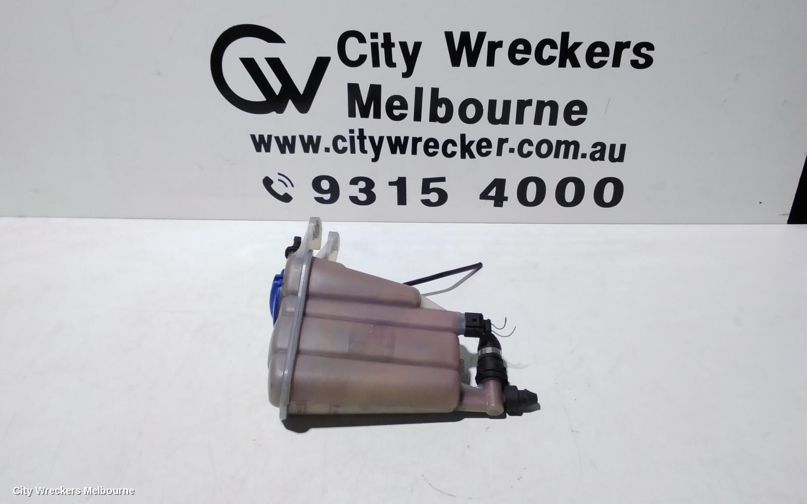 AUDI Q5 2012 Overflow Bottle