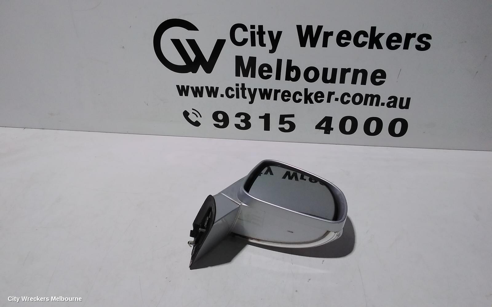 HOLDEN CAPTIVA 2010 Right Door Mirror