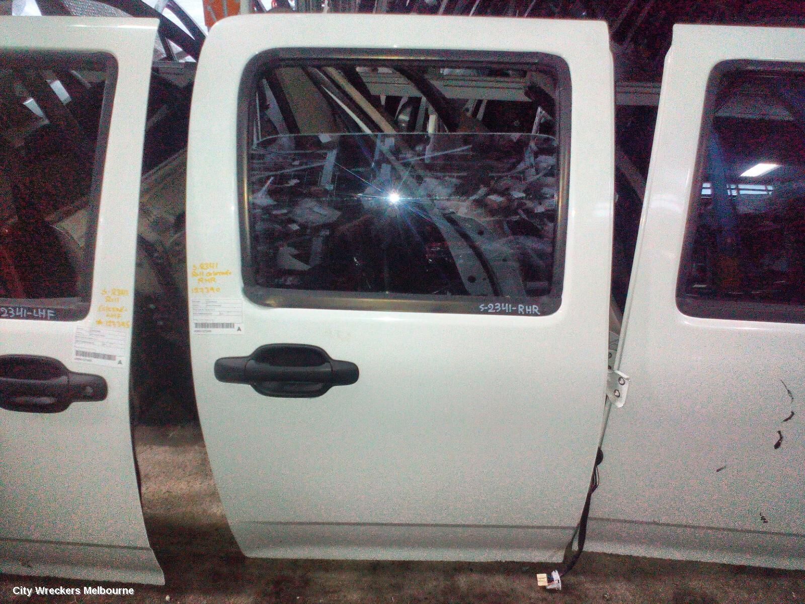 HOLDEN COLORADO 2011 RIGHT_REAR_DOOR_SLIDING