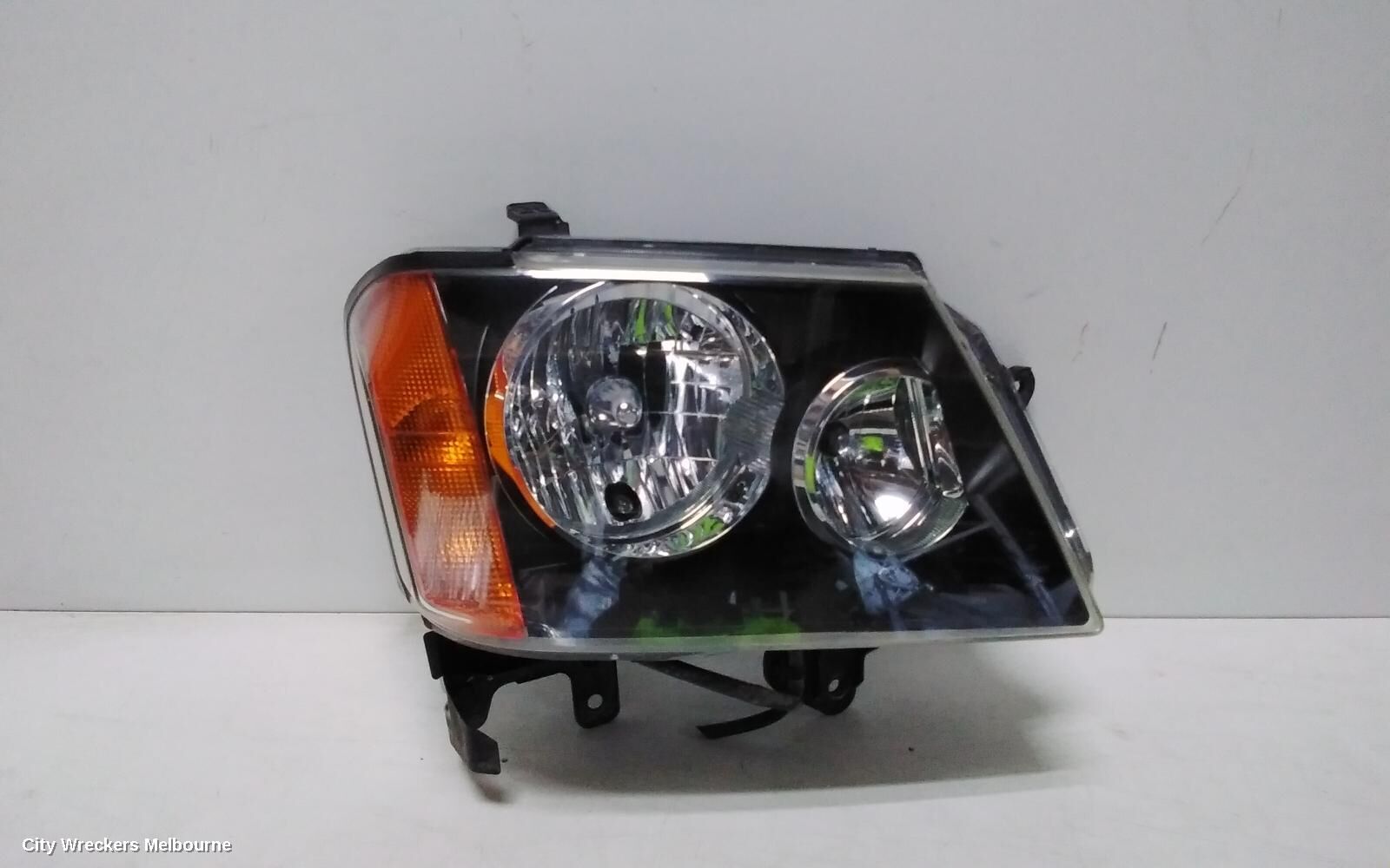 HOLDEN COLORADO 2011 Right Headlamp