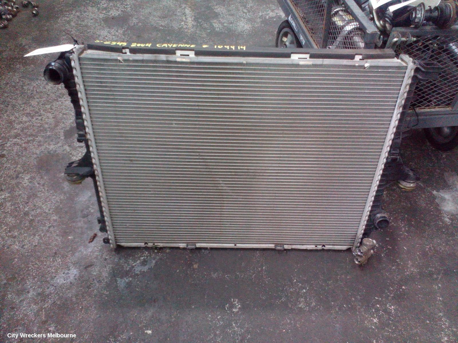 PORSCHE CAYENNE 2004 Radiator