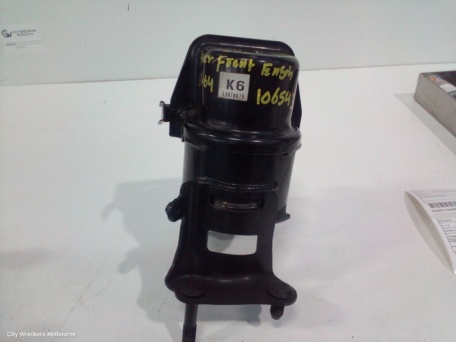 TOYOTA CAMRY 2021 Mount