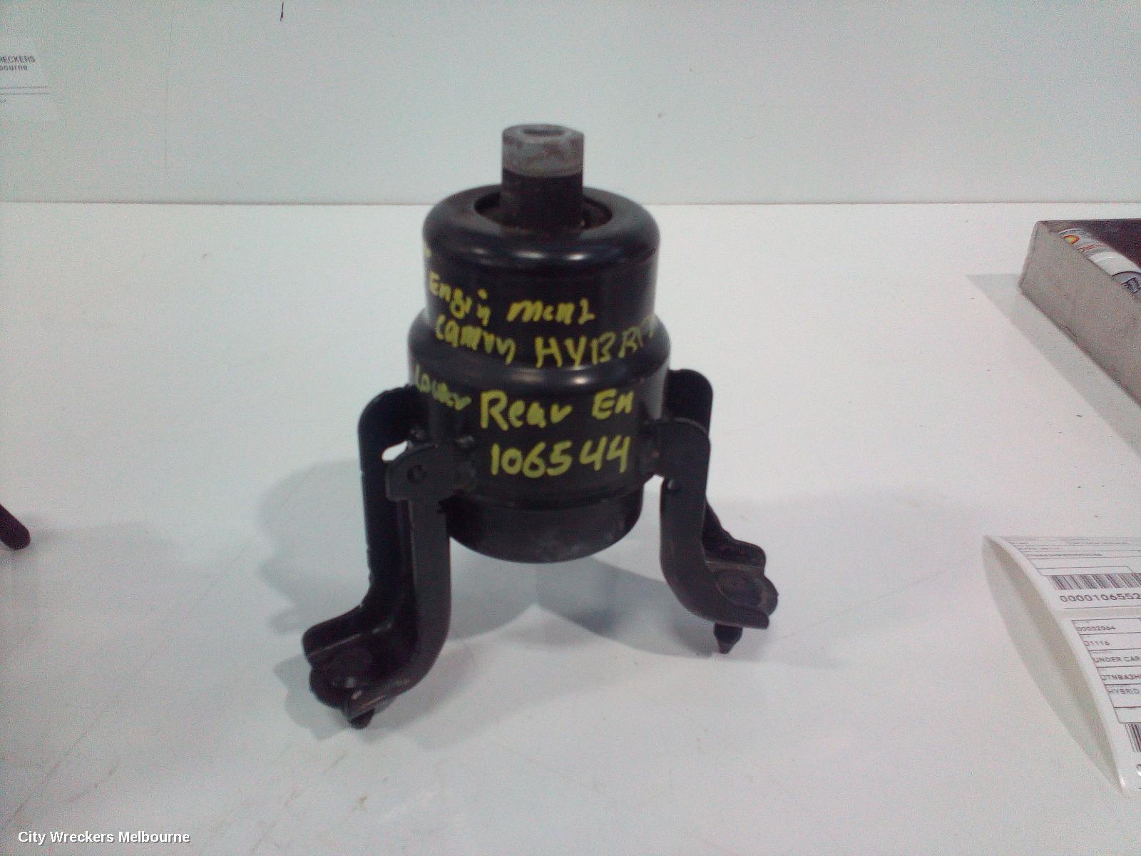 TOYOTA CAMRY 2021 Mount