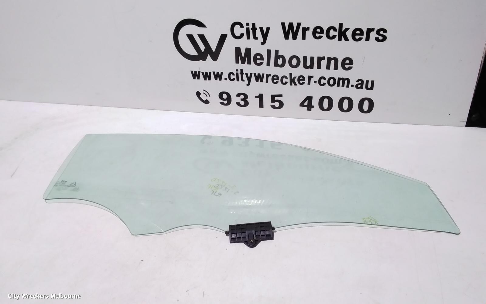 HYUNDAI VELOSTER 2020 Right Front Door Window