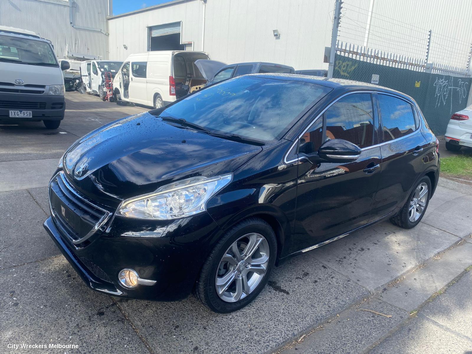 PEUGEOT 208 2015 RIGHT_REAR_DOOR_SLIDING
