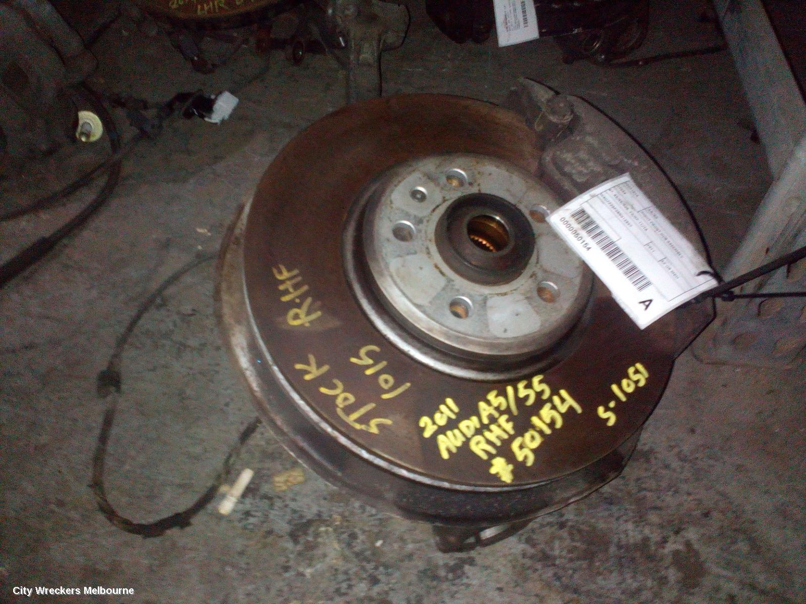 AUDI A5 2011 Right Front Hub Assembly