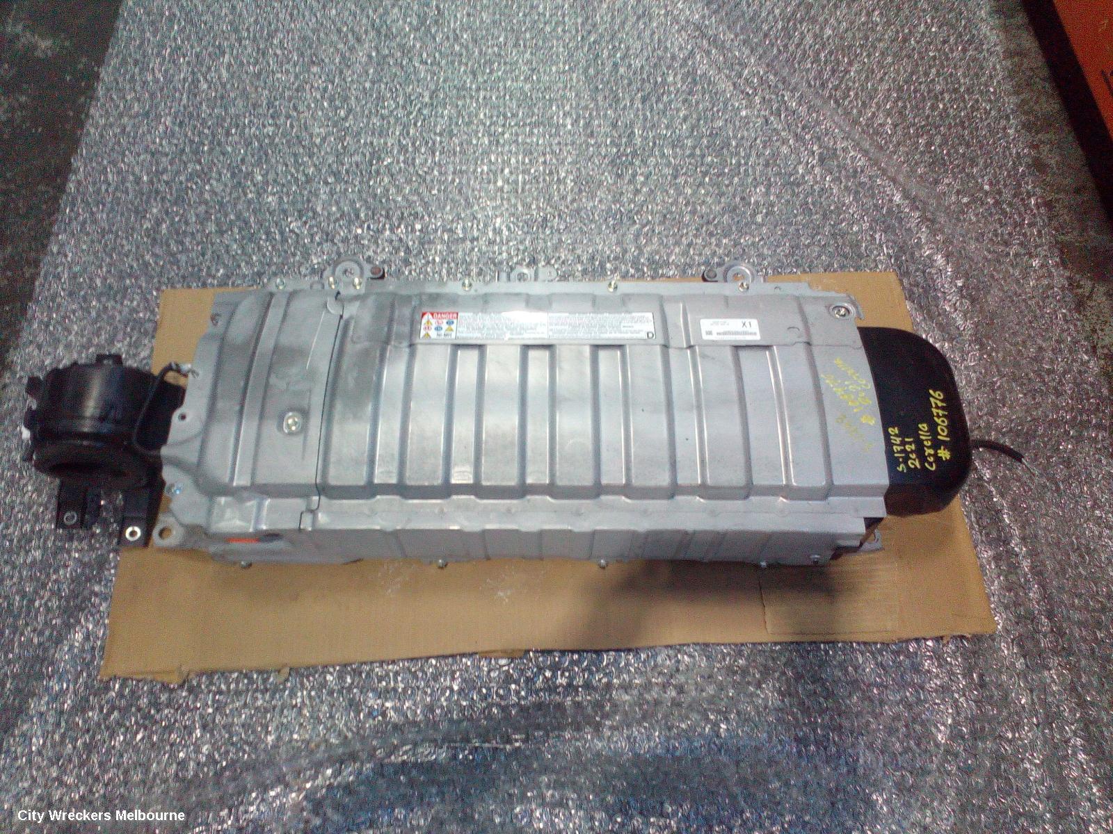 TOYOTA COROLLA 2021 Battery