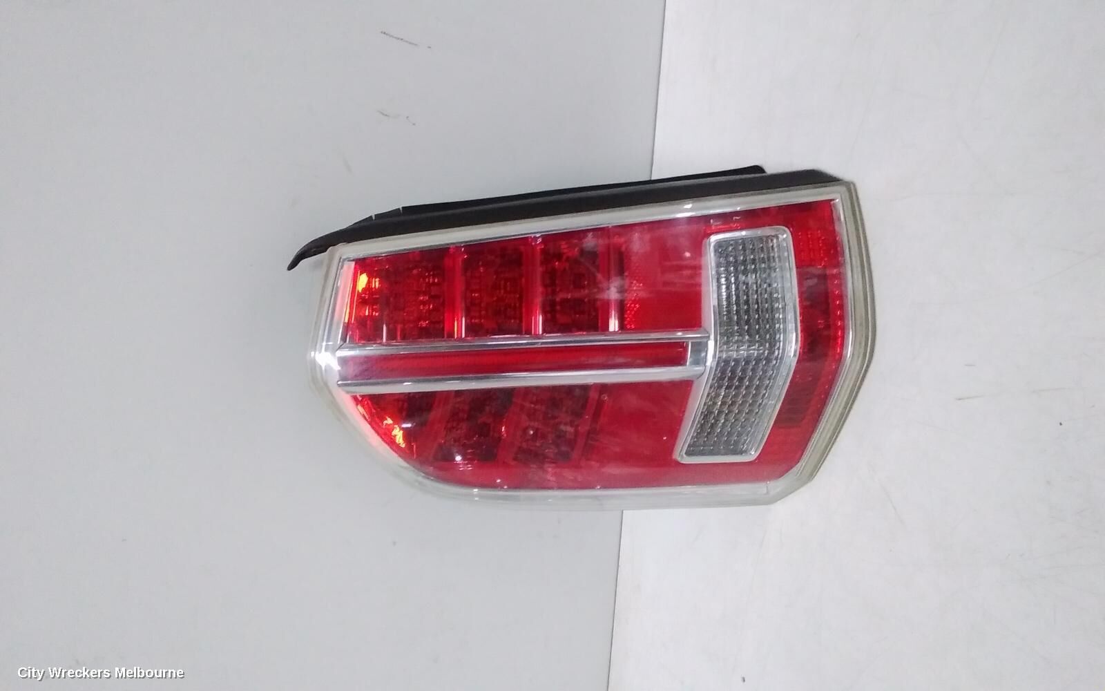 CHRYSLER 300C 2013 Left Taillight