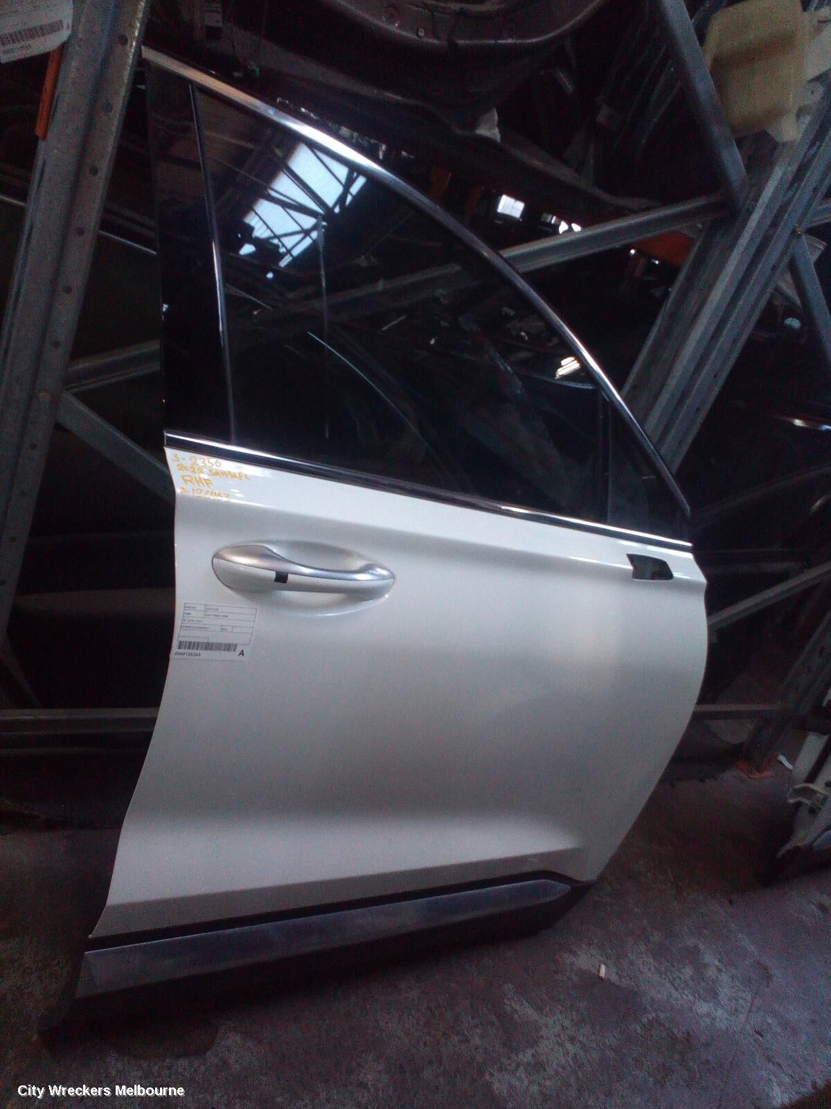 HYUNDAI SANTA FE 2022 Right Front Door