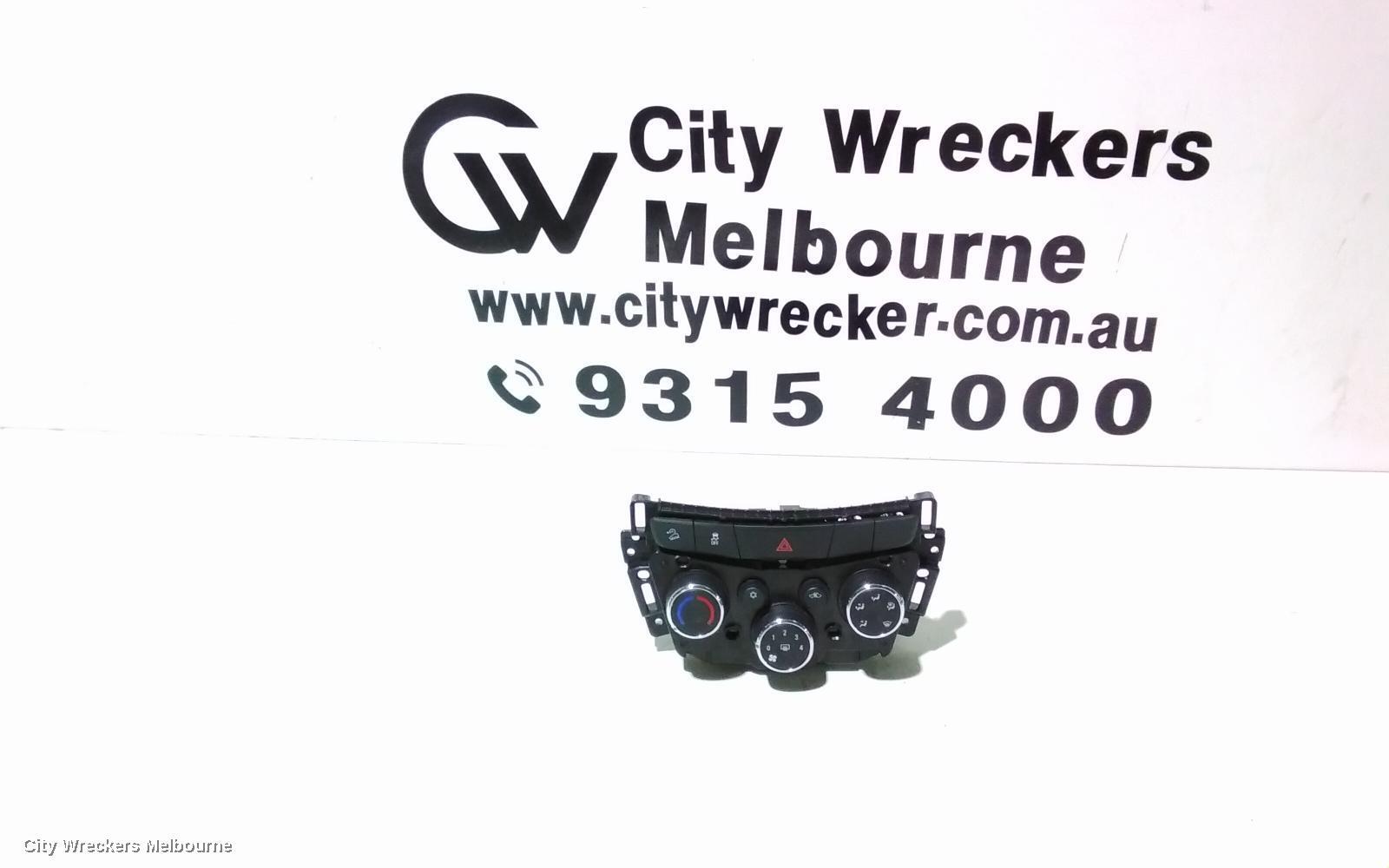 HOLDEN TRAX 2017 Heater/Ac Controls