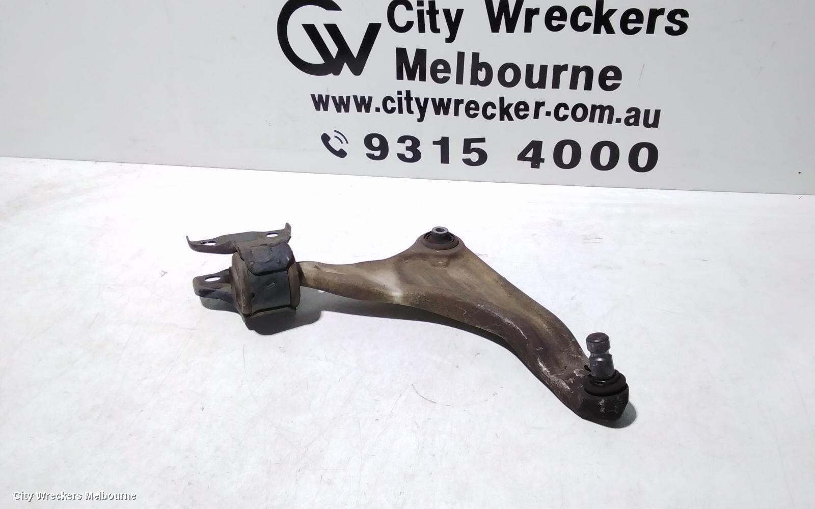 LAND ROVER RANGEROVER EVOQUE 2012 Right Front Lower Control Arm