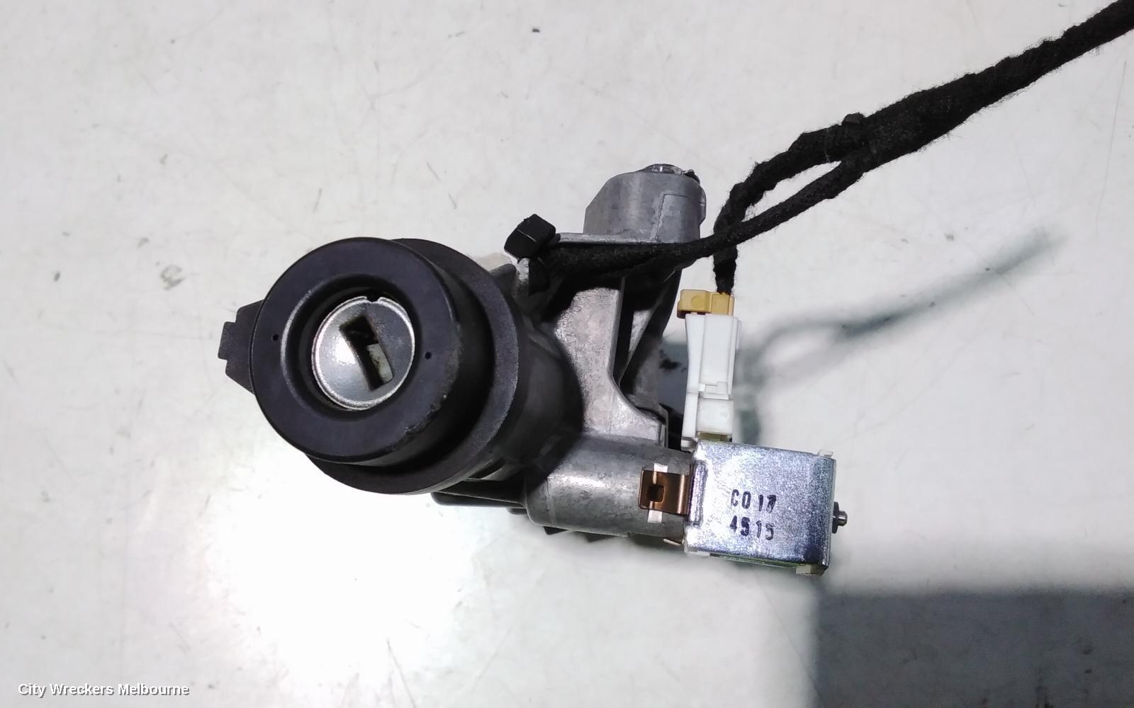 VOLKSWAGEN TRANSPORTER 2016 Ecu