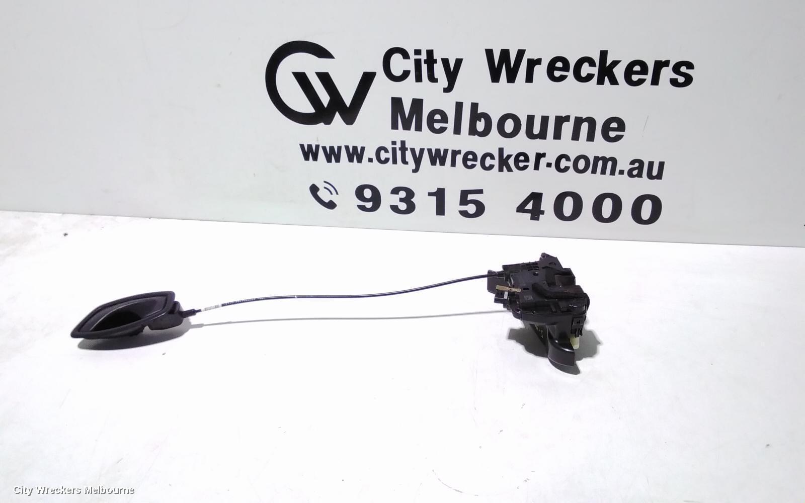 MITSUBISHI EXPRESS 2021 Door/Boot/Gate Lock