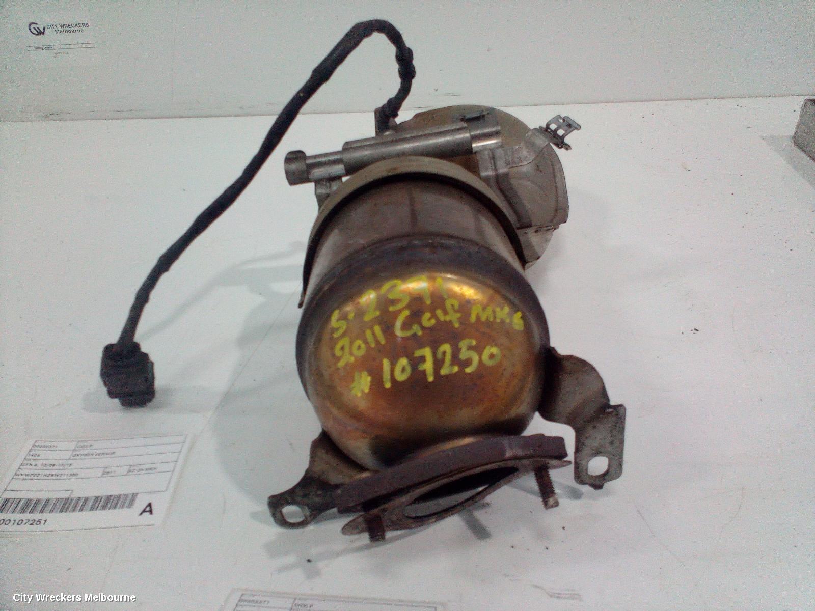 VOLKSWAGEN GOLF 2011 Catalytic Converter