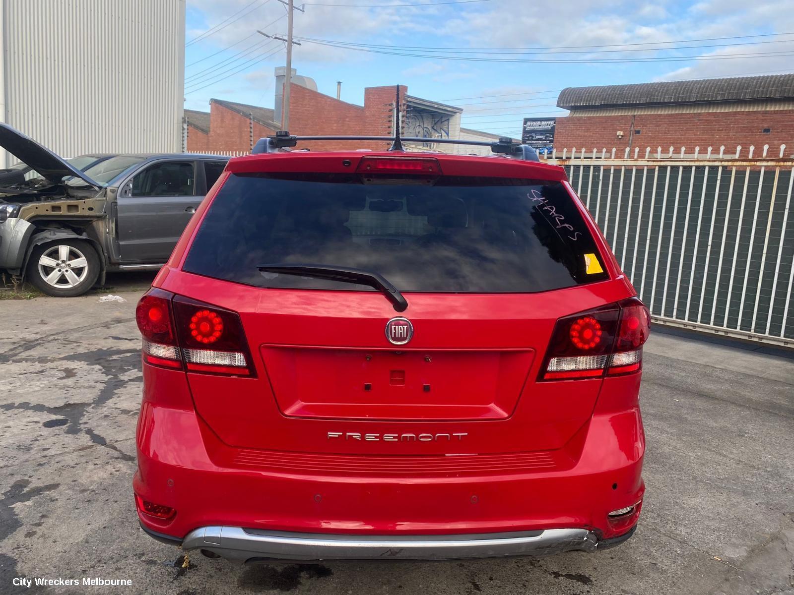 FIAT FREEMONT 2016 Right Taillight