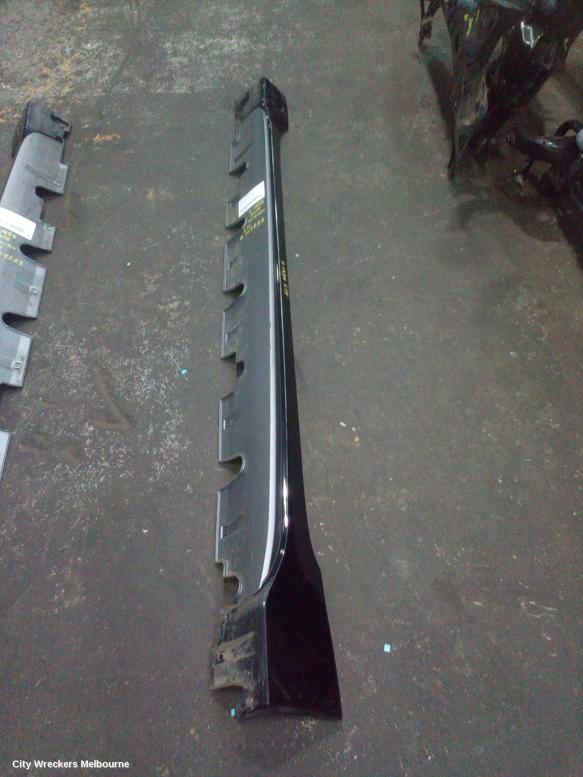 HYUNDAI VELOSTER 2014 Side Step/Skirt