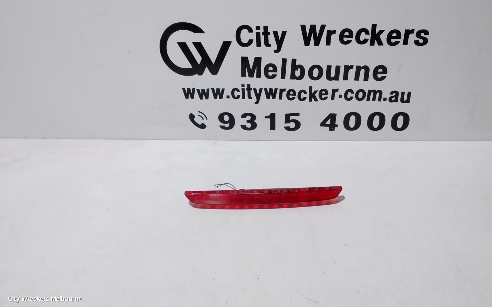 MAZDA CX9 2012 High Level Stoplight