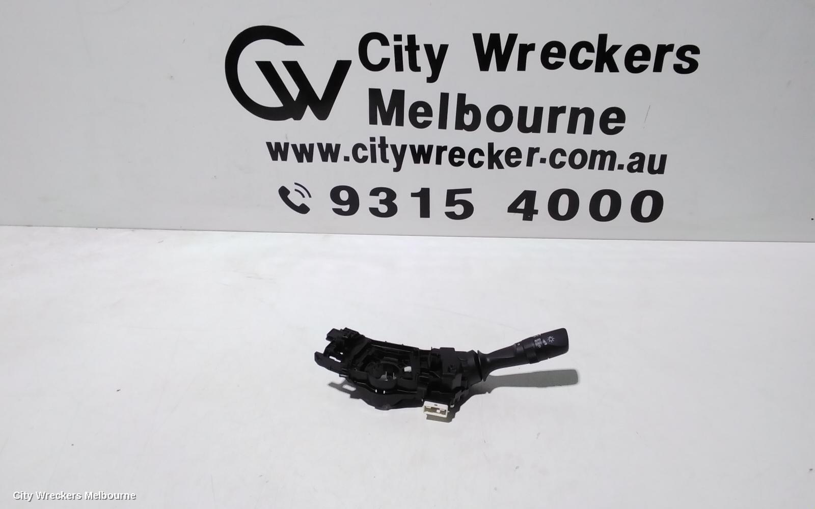 TOYOTA KLUGER 2014 Combination Switch