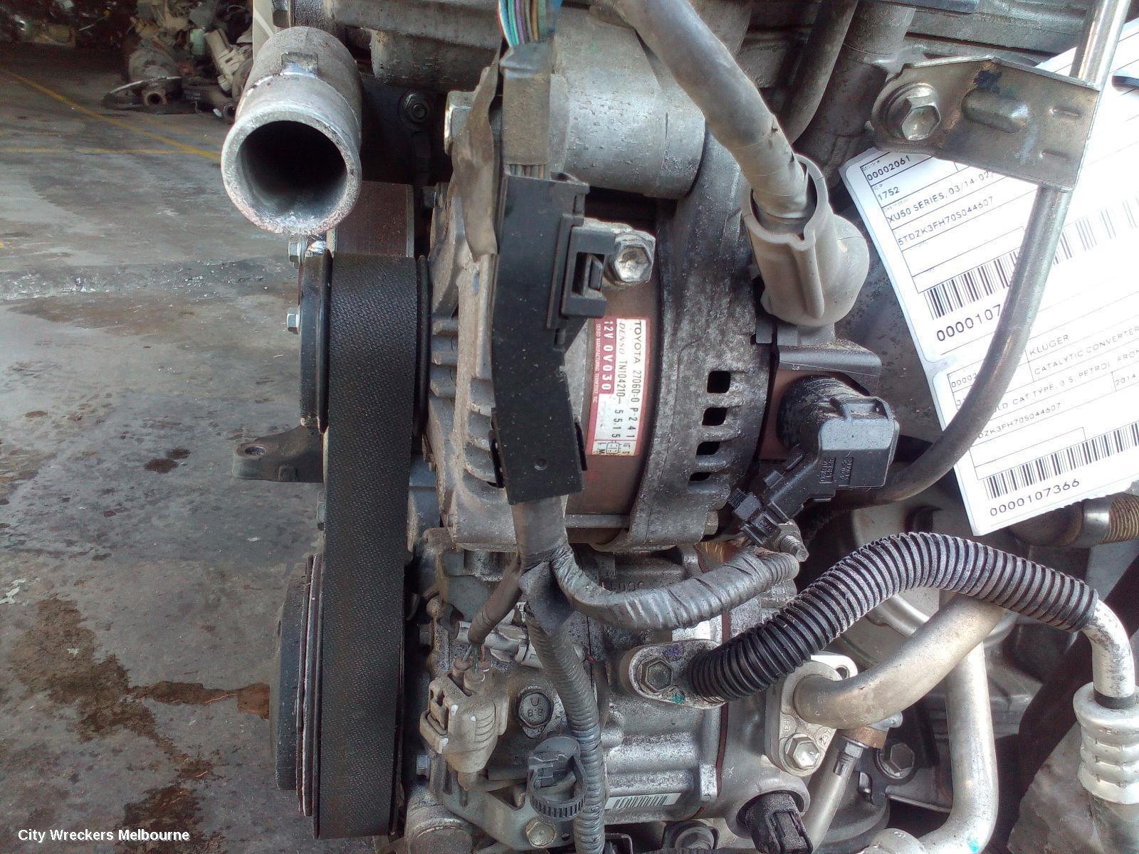 TOYOTA KLUGER 2014 Alternator