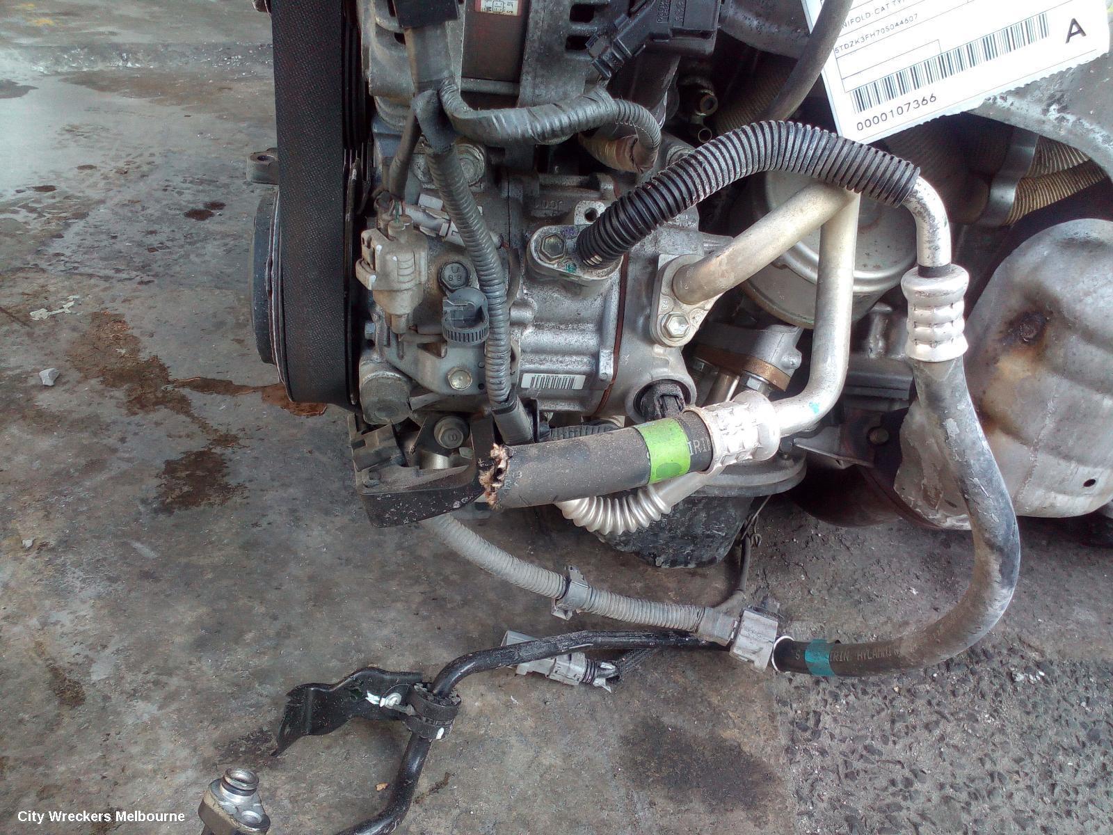 TOYOTA KLUGER 2014 A/C Compressor