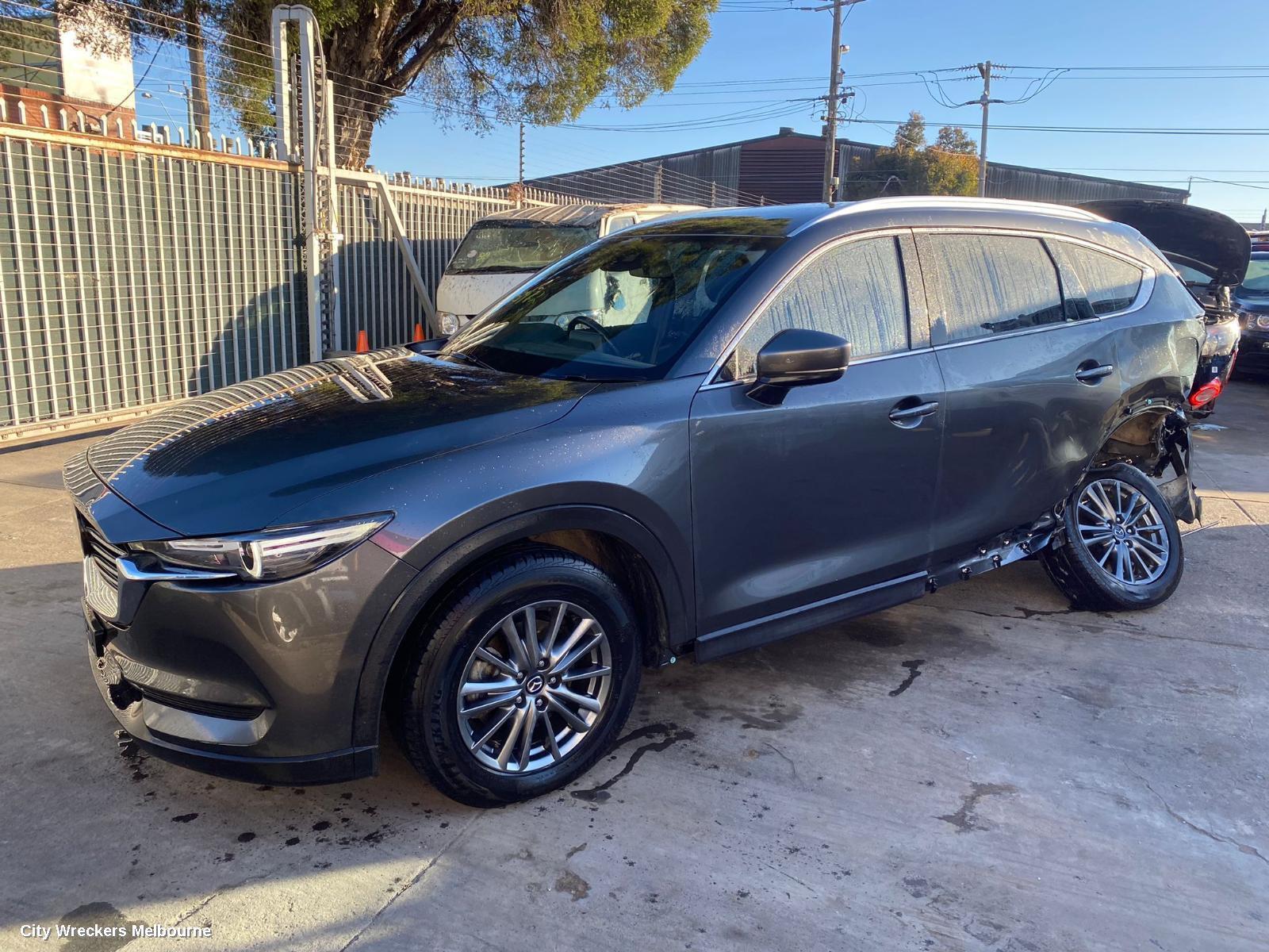 MAZDA CX8 2019 Console