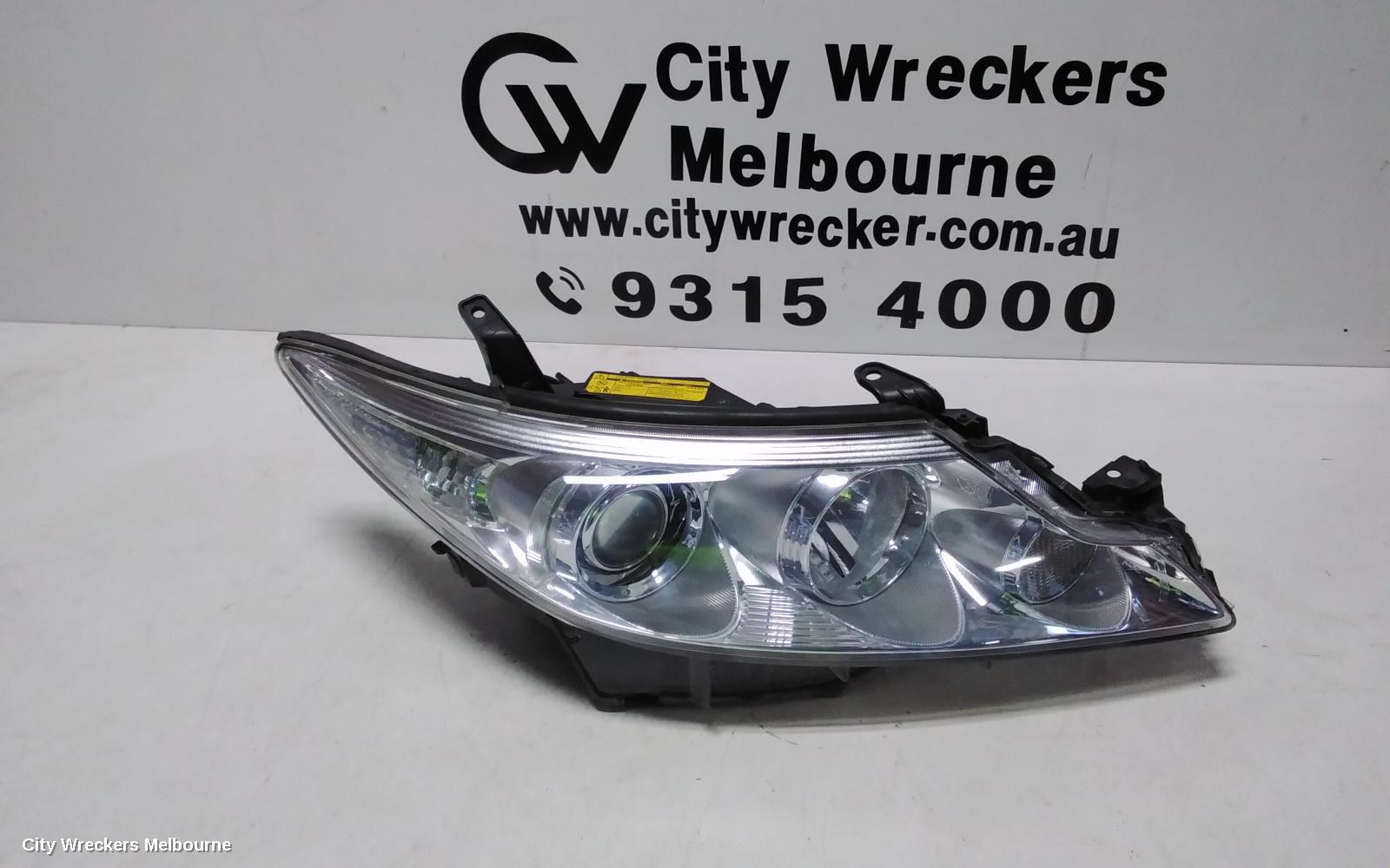 TOYOTA TARAGO 2011 Right Headlamp