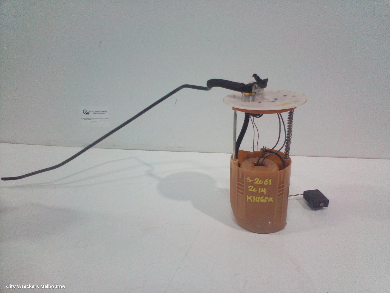 TOYOTA KLUGER 2014 Fuel Pump