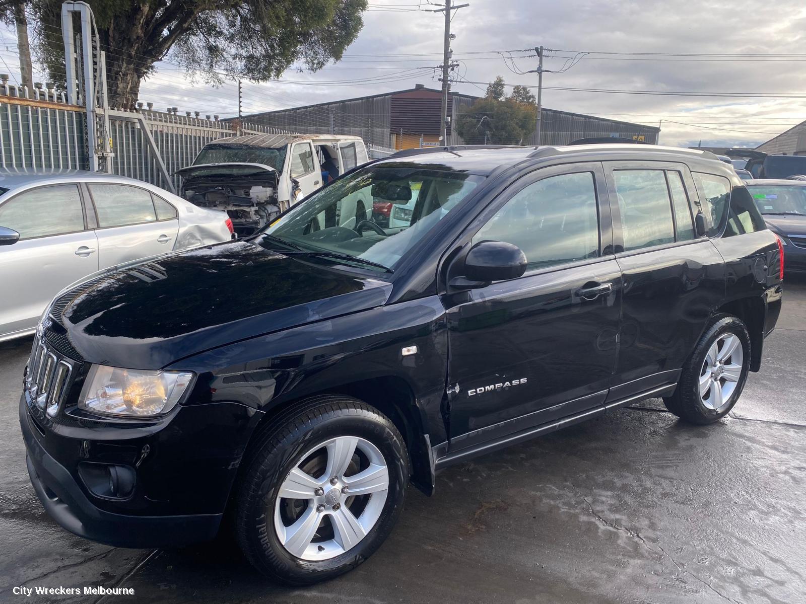 JEEP COMPASS 2013 Wheel Mag