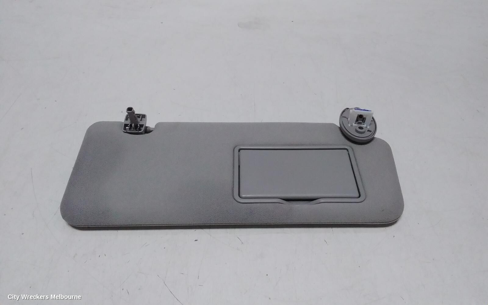 TOYOTA KLUGER 2021 Sunvisor