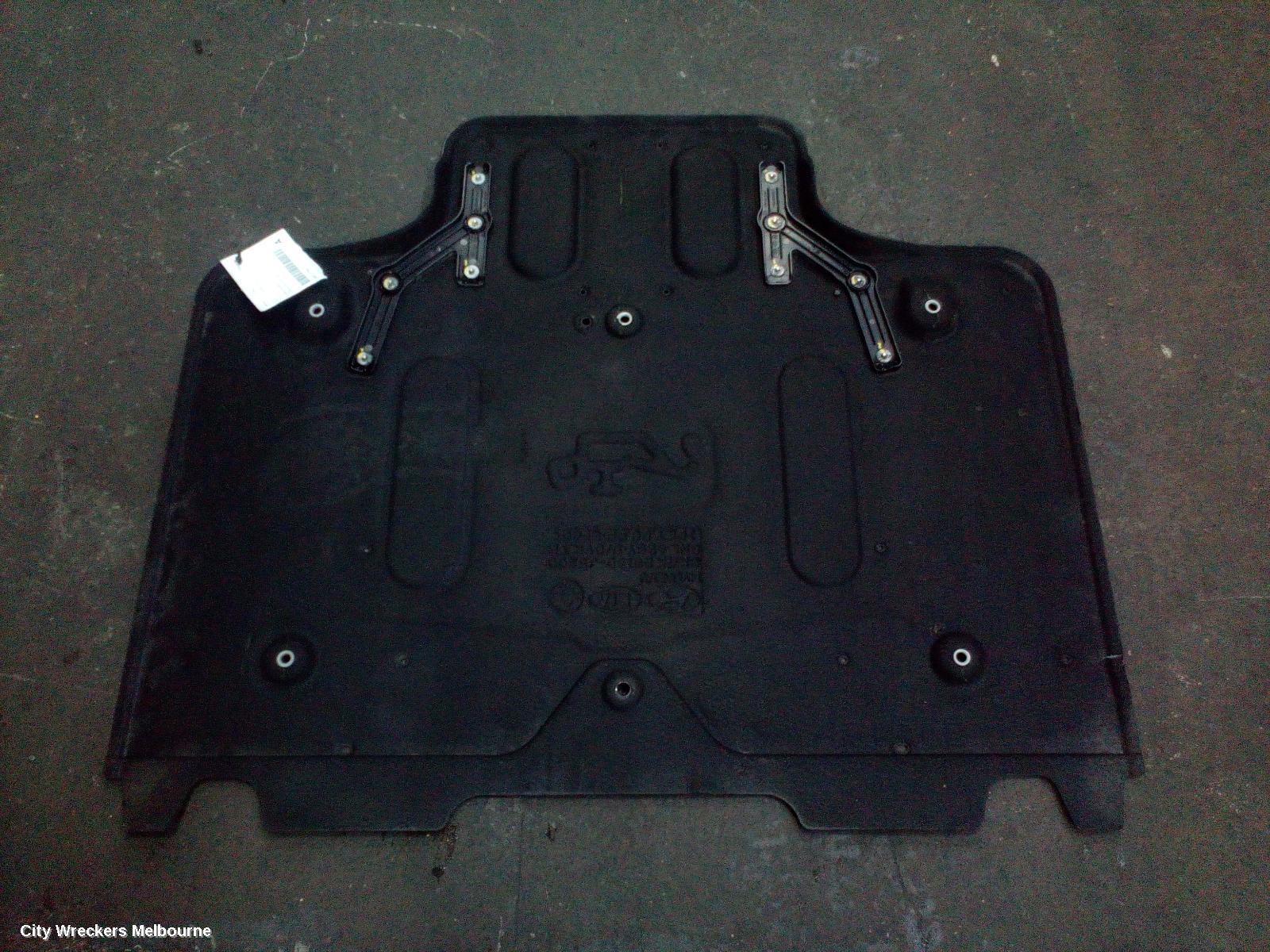 KIA STINGER 2020 Engine Cover