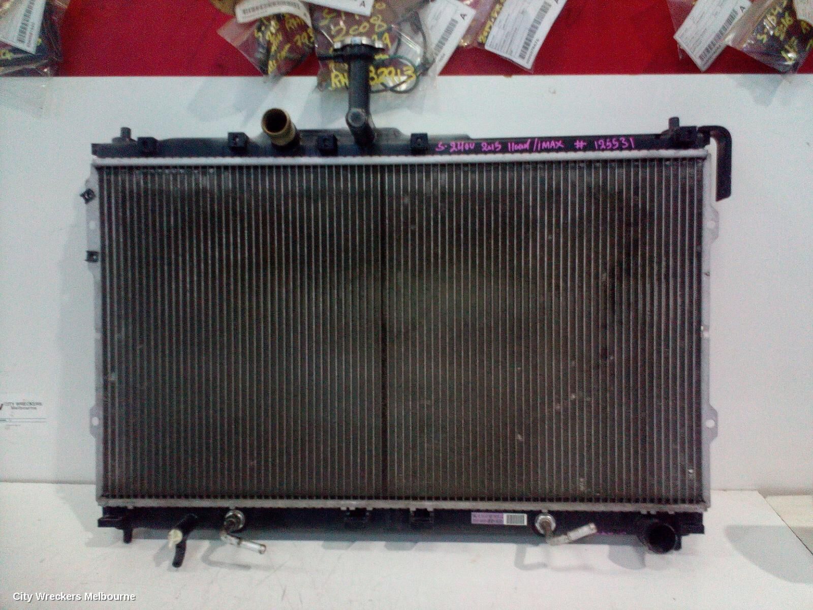 HYUNDAI ILOAD/IMAX 2015 Radiator