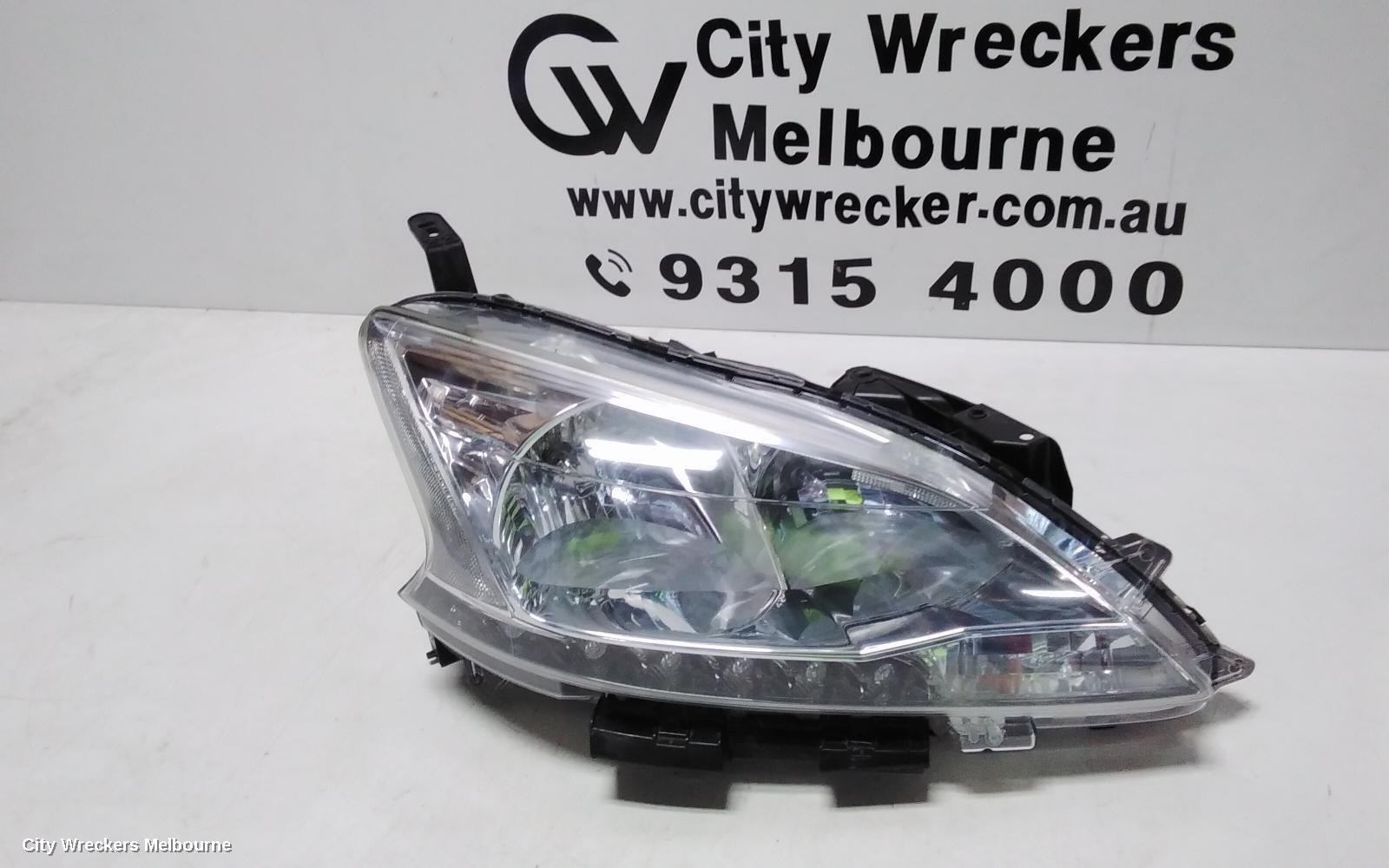 NISSAN PULSAR 2014 Right Headlamp