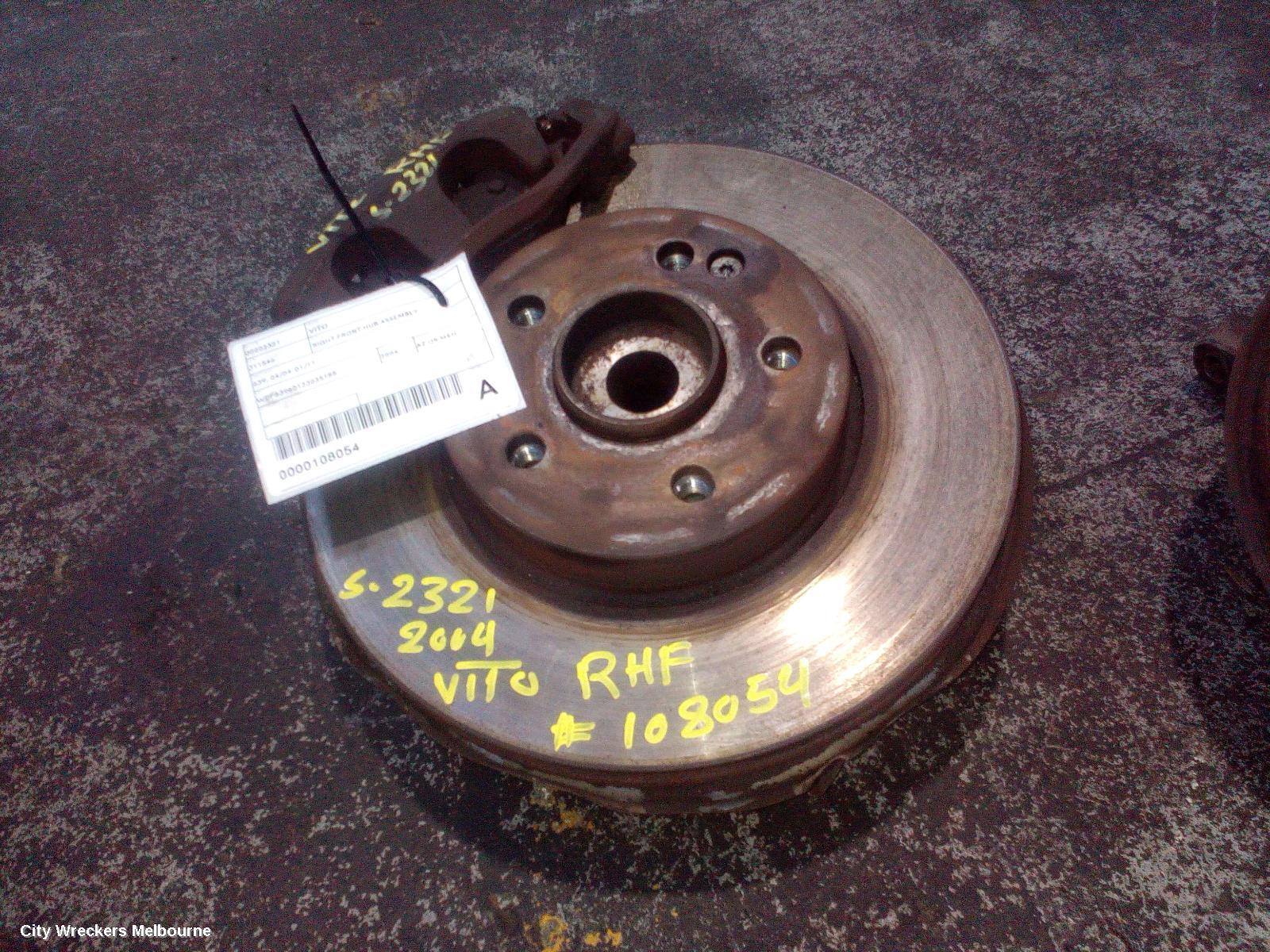 MERCEDES VITO 2004 Right Front Hub Assembly